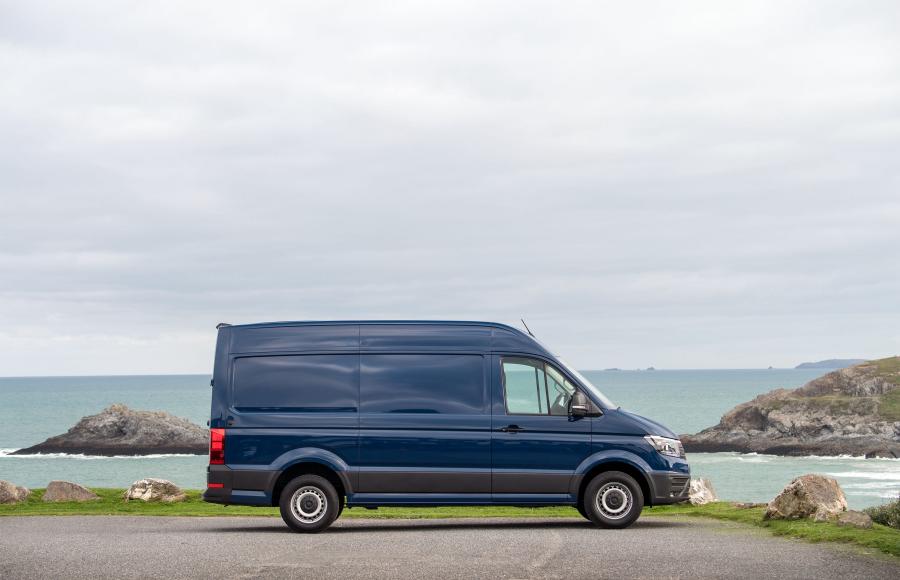  Volkswagen Crafter High Roof Van 2017 года  (UK) (фото 16 из 23)